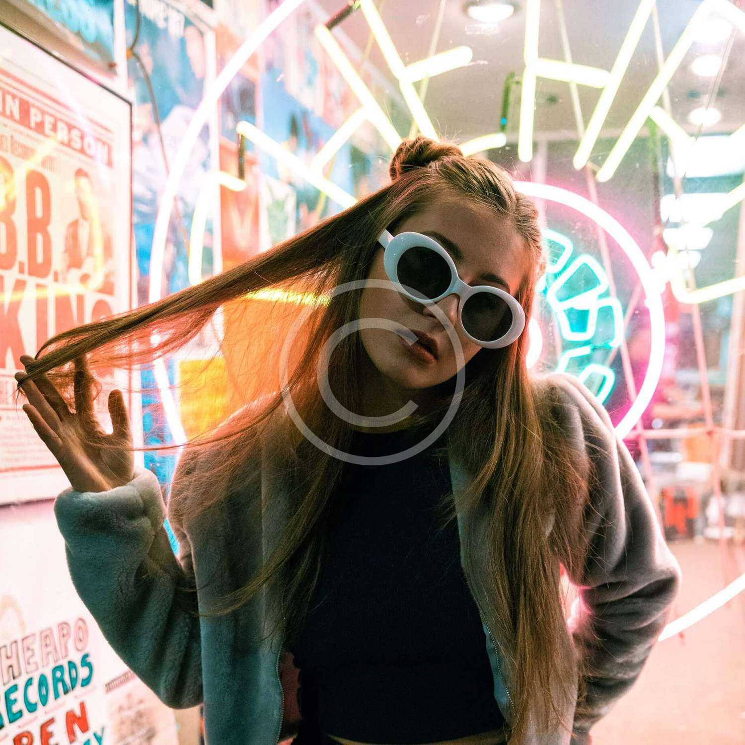 Vic Web